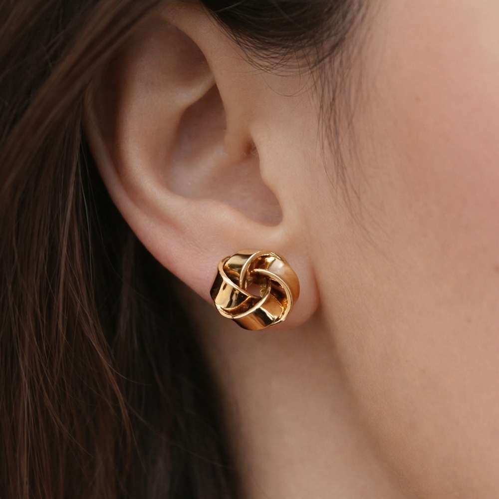 Classic Gold Knot Stud Earrings – Elegant Timeless Women’s Fashion Jewelry